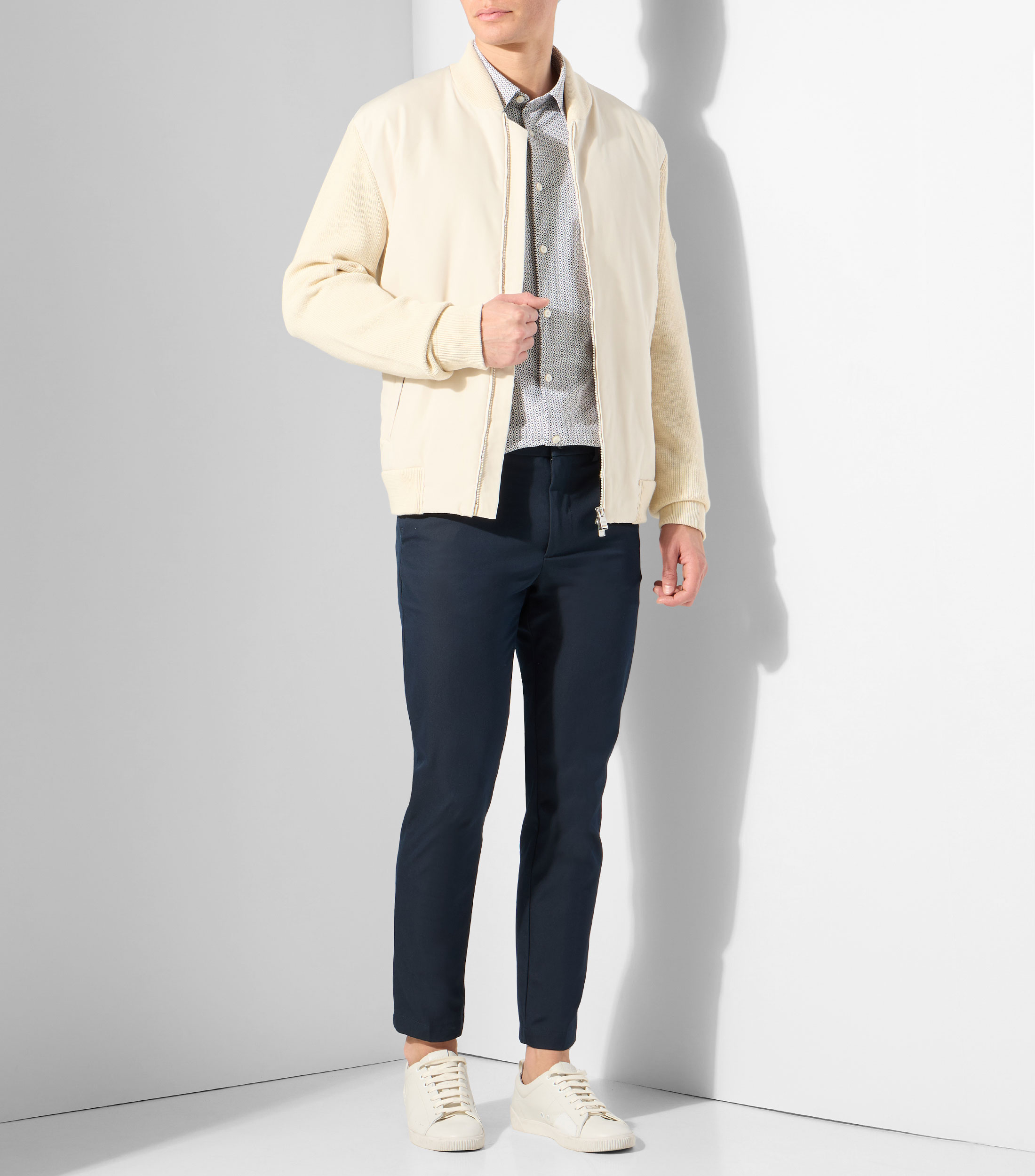 Pantalón slim de sarga de algodón Hombre